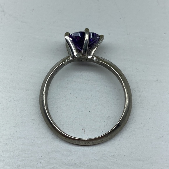 Sterling Silver Purple Heart Gemstone Ring - Picture 9 of 10